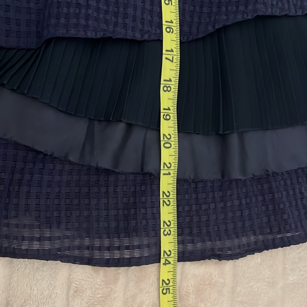 Dress - Picture 12 of 12